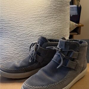 Ecco Men's Charcoal Suede Chukka Boots